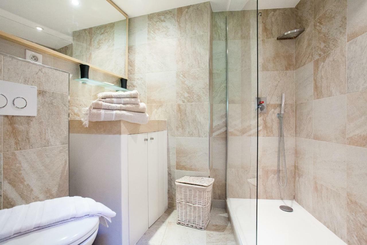 Superbe Appartement Loft Vieil อองทีบส์ ภายนอก รูปภาพ