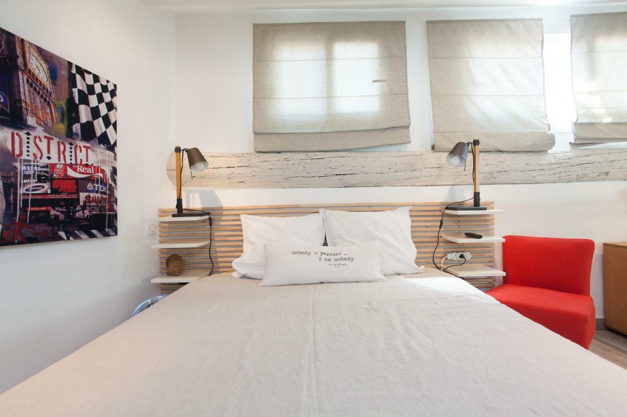 Superbe Appartement Loft Vieil อองทีบส์ ภายนอก รูปภาพ